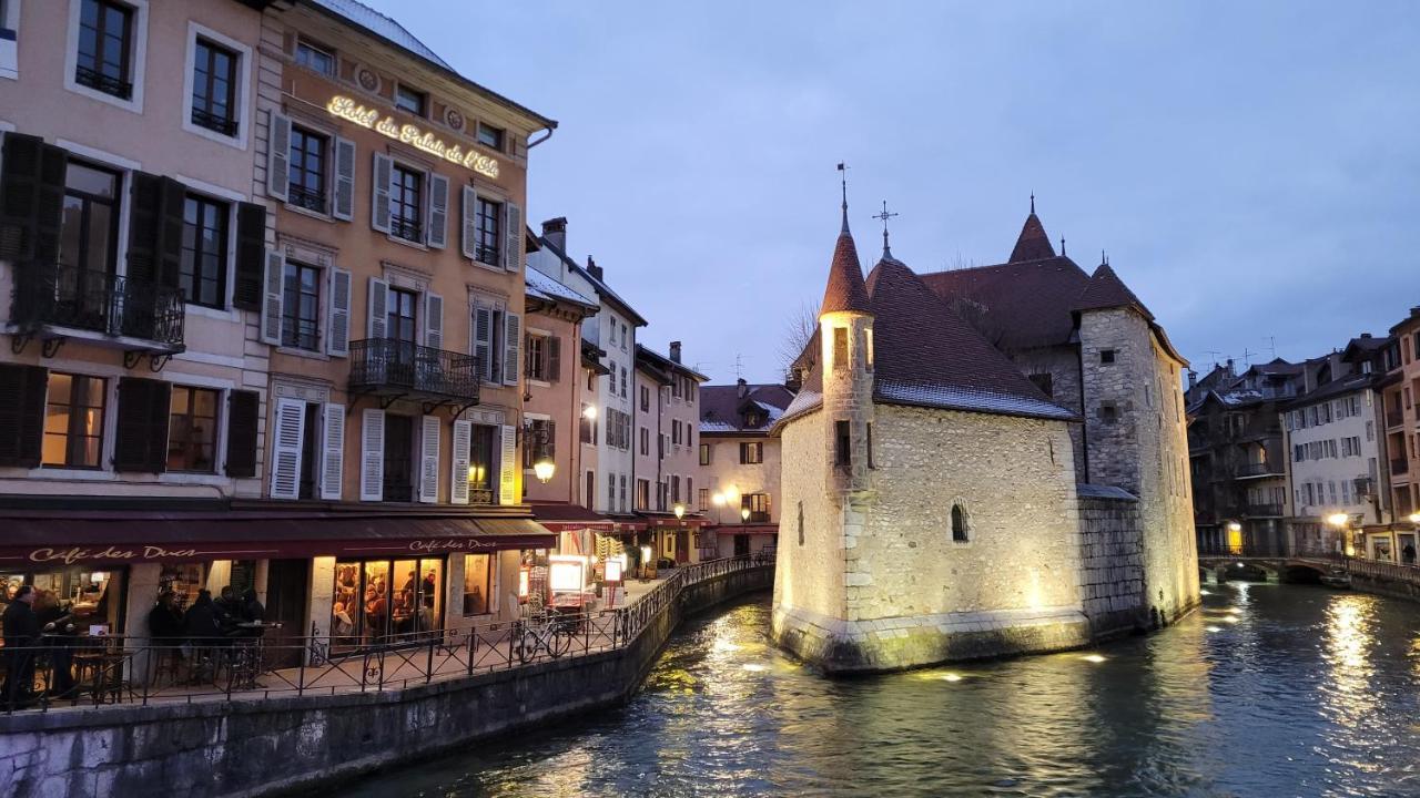 Annecy Lake Central Екстер'єр фото