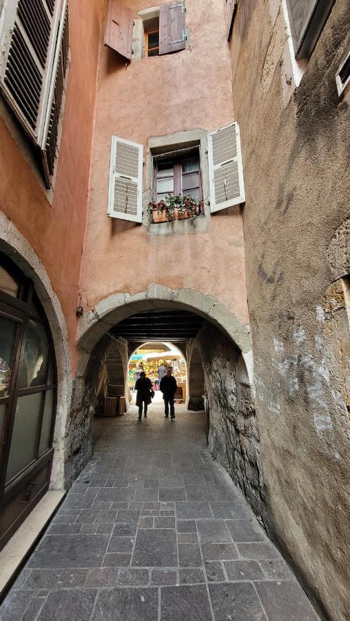 Annecy Lake Central Екстер'єр фото