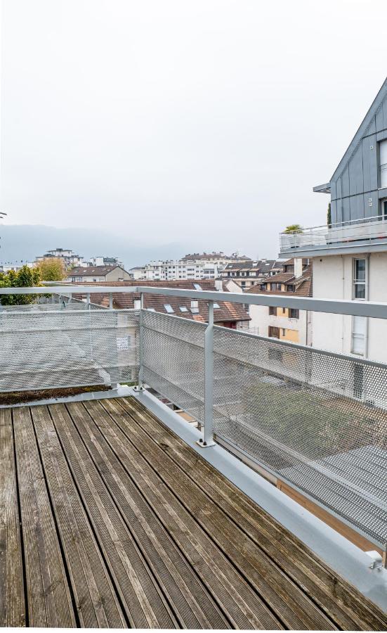 Annecy Lake Central Екстер'єр фото